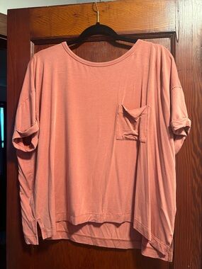 American Eagle Outfitters Boxy Pocket Cropped Tee - Rose